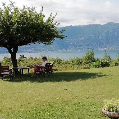 Christina's * Torri Del Benaco